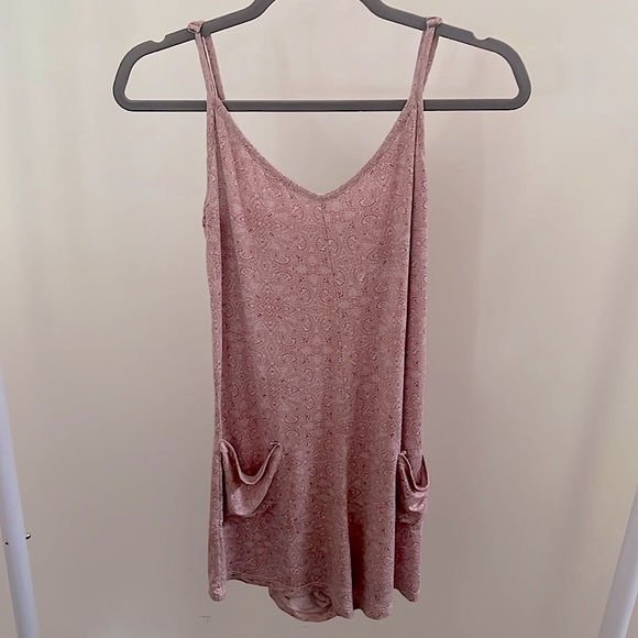 Spaghetti strap romper - Picture 1 of 3